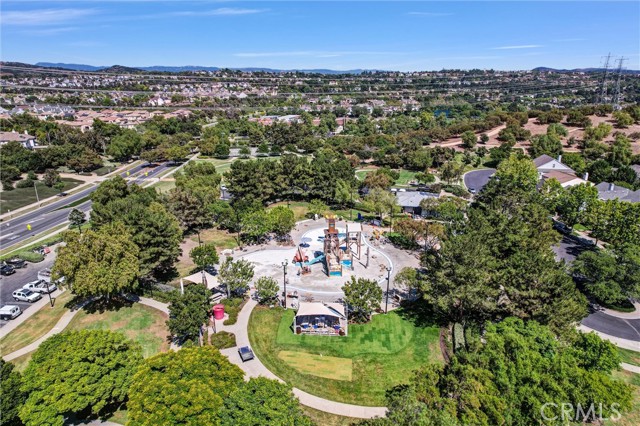 29 Hinterland Way, Ladera Ranch CA: https://media.crmls.org/medias/a51a0d56-2157-43b2-a247-a7eb4e641166.jpg