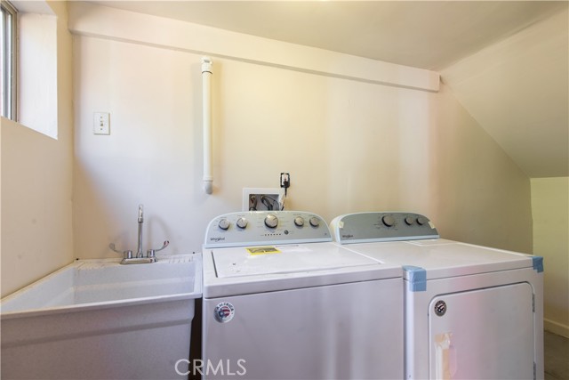 7846 Lilac Lane, Simi Valley CA: https://media.crmls.org/medias/a51b4f5f-6bc1-496f-822f-49bcdc089134.jpg