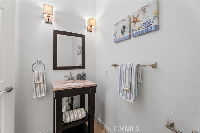 Detail Gallery Image 13 of 47 For 6249 Pacific Pointe Dr #16,  Huntington Beach,  CA 92648 - 3 Beds | 2/1 Baths