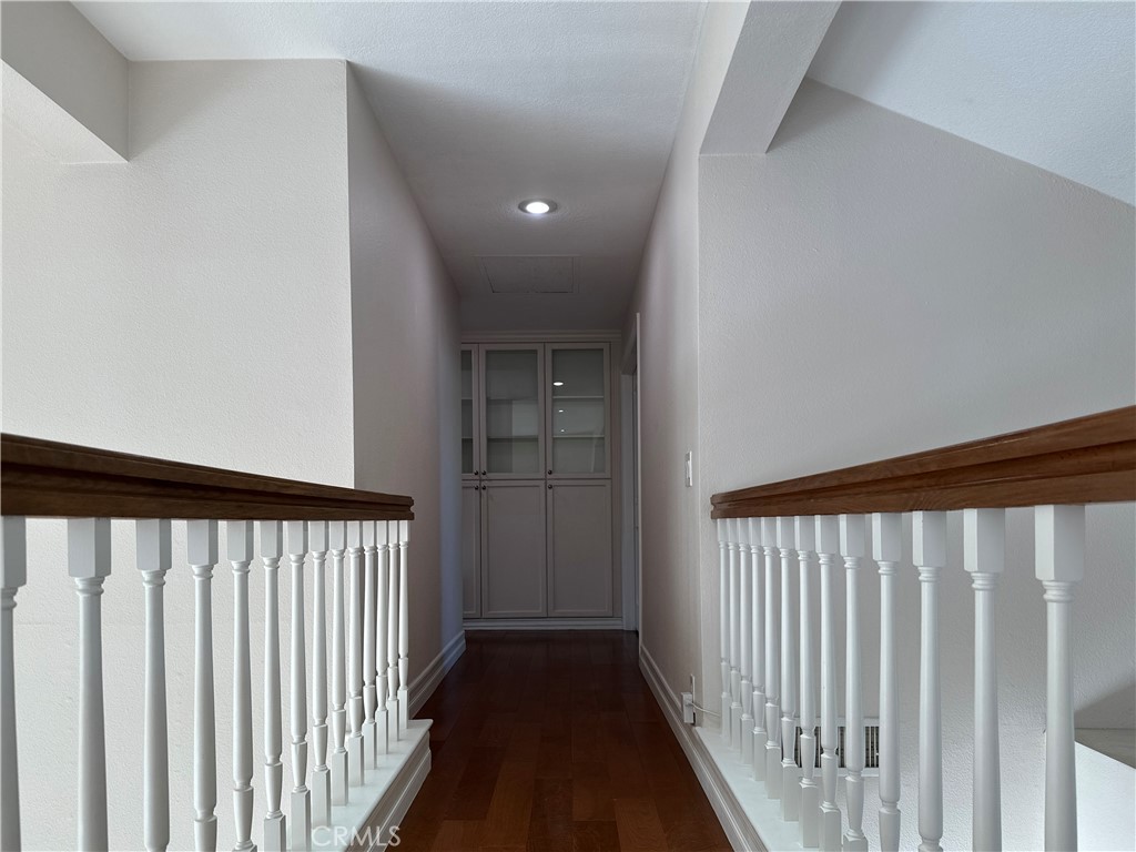 https://media.crmls.org/medias/a51cb178-2987-43f9-b432-d937e0bbb1c3.jpg?preset=X-Large