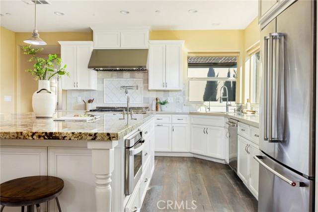 Detail Gallery Image 14 of 47 For 2015 Kleck Rd, Paso Robles,  CA 93446 - 4 Beds | 3 Baths