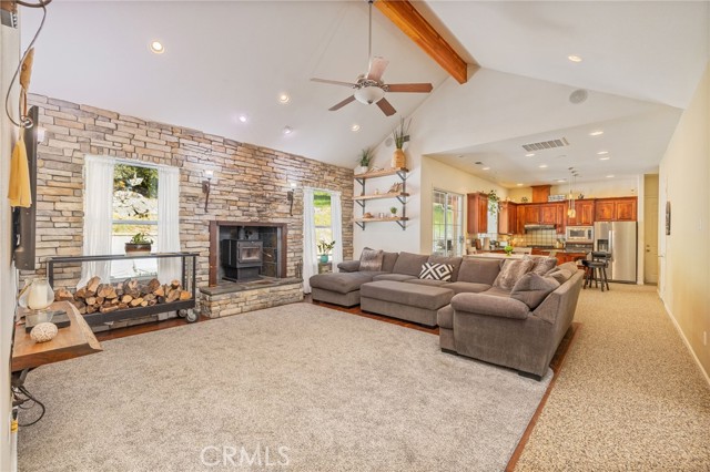 Detail Gallery Image 8 of 59 For 36919 Deer Path Cir, Coarsegold,  CA 93614 - 3 Beds | 2 Baths