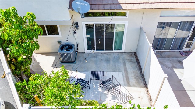5847 E Rocking Horse Way, Orange CA: https://media.crmls.org/medias/a51eb02e-f5a4-4d00-85fe-e569ed1615ad.jpg
