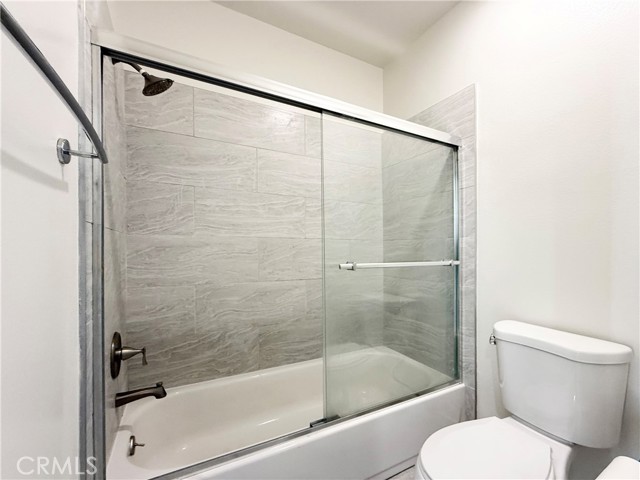 Detail Gallery Image 20 of 31 For 424 S Westmoreland Ave #306,  Los Angeles,  CA 90020 - 2 Beds | 2 Baths