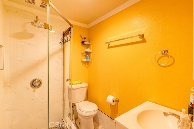 Detail Gallery Image 10 of 13 For 104 Balboa, Tustin,  CA 92780 - 2 Beds | 2 Baths