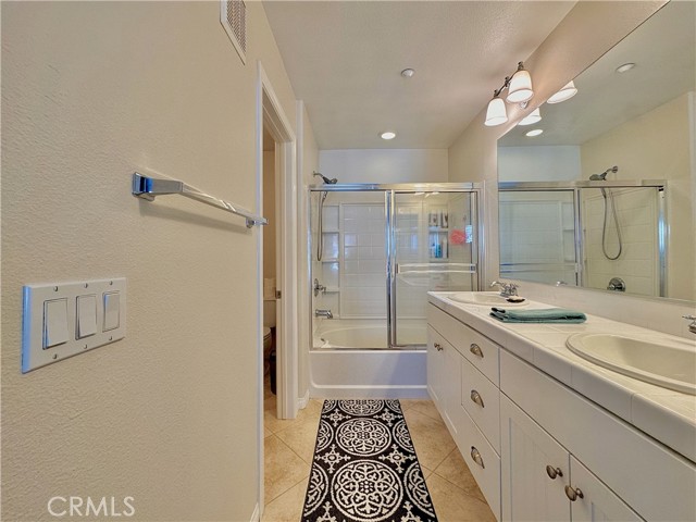 785 Harbor Cliff Way, Oceanside, California 92054, 2 Bedrooms Bedrooms, ,3 BathroomsBathrooms,Residential rental,For Sale,Harbor Cliff Way,SW24108141