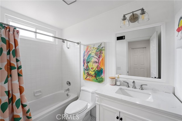 Detail Gallery Image 12 of 45 For 506 Savona Way, Oak Park,  CA 91377 - 3 Beds | 2/1 Baths