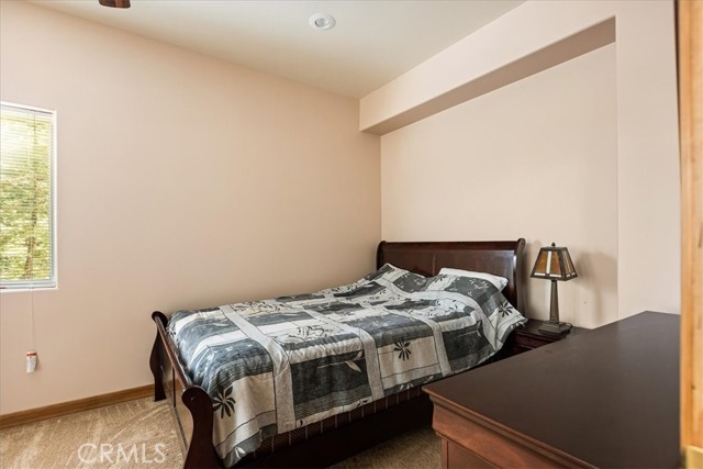 Detail Gallery Image 20 of 25 For 1053 Lausanne Dr, Crestline,  CA 92325 - 3 Beds | 2/1 Baths