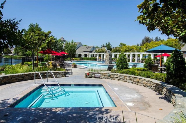 26947 Cape Cod Drive, Valencia CA: https://media.crmls.org/medias/a5240ece-1f89-43ff-8eb1-7f6abc9cd941.jpg
