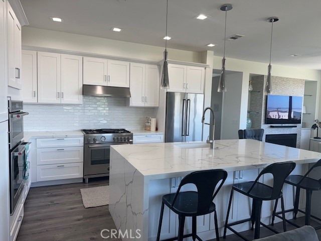 61 Birch, Cayucos CA: https://media.crmls.org/medias/a5241fb9-2f28-42be-aa5a-44341c6de33b.jpg