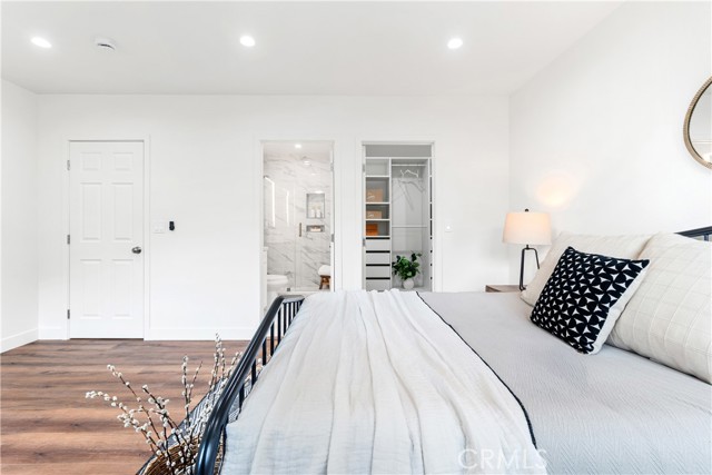 215 E Sierra Madre Avenue, Azusa CA: https://media.crmls.org/medias/a52589eb-6037-4ac9-976c-9f1ad57d4203.jpg