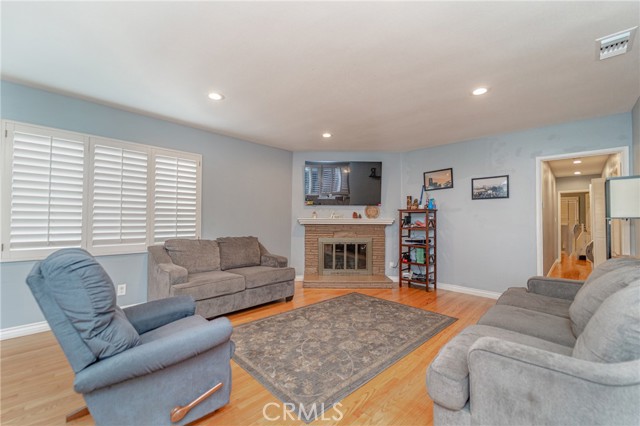 Detail Gallery Image 6 of 52 For 824 S Fenimore Ave, Covina,  CA 91723 - 3 Beds | 2 Baths