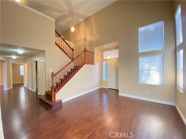 708 Hillview Street, Beaumont CA: https://media.crmls.org/medias/a526ddc8-a316-45e3-a8d3-6cca4db7424f.jpg