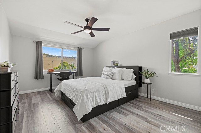 Detail Gallery Image 14 of 33 For 27664 Haskell Canyon Rd #G,  Saugus,  CA 91350 - 1 Beds | 1 Baths