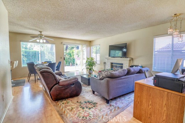 Detail Gallery Image 20 of 59 For 23959 Creekwood Dr, Moreno Valley,  CA 92557 - 4 Beds | 2/1 Baths