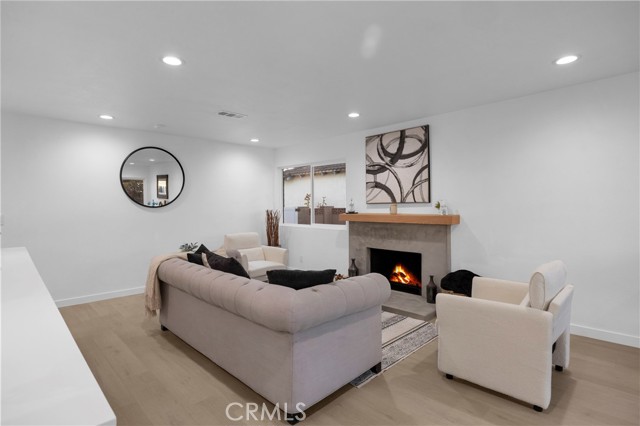 Image 12 of 33 For 10592 Pamela