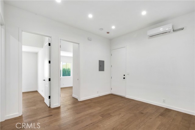 Detail Gallery Image 21 of 33 For 5512 Long Beach Bld, Long Beach,  CA 90805 - – Beds | – Baths