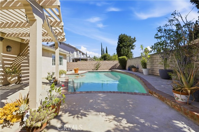 15444 Marilla Street photo 35