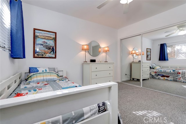 527 24th Street, Manhattan Beach, California 90266, 4 Bedrooms Bedrooms, ,2 BathroomsBathrooms,Residential,Sold,24th,SB23090916