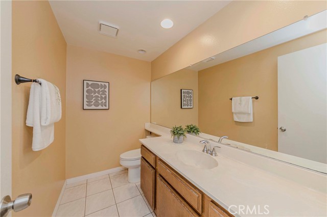 Detail Gallery Image 13 of 28 For 2410 Plaza De Vista, Fullerton,  CA 92833 - 3 Beds | 2/1 Baths