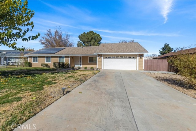 Detail Gallery Image 1 of 46 For 12852 Mountain Shadows Ct, Victorville,  CA 92392 - 4 Beds | 2 Baths