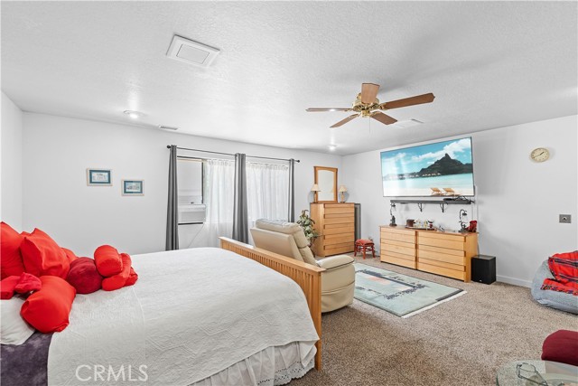 1876 Sparrow Road, Wrightwood CA: https://media.crmls.org/medias/a52cdaf9-5aa0-4dc2-8e95-6746577f18a8.jpg