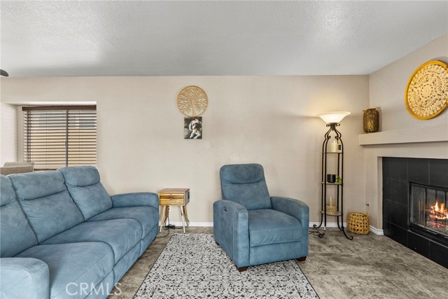 Detail Gallery Image 17 of 52 For 24510 Camino Mirabella, Murrieta,  CA 92562 - 3 Beds | 2/1 Baths