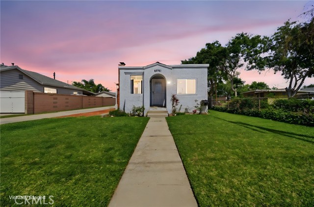 Detail Gallery Image 2 of 25 For 6861 Berry, Buena Park,  CA 90620 - 3 Beds | 2 Baths