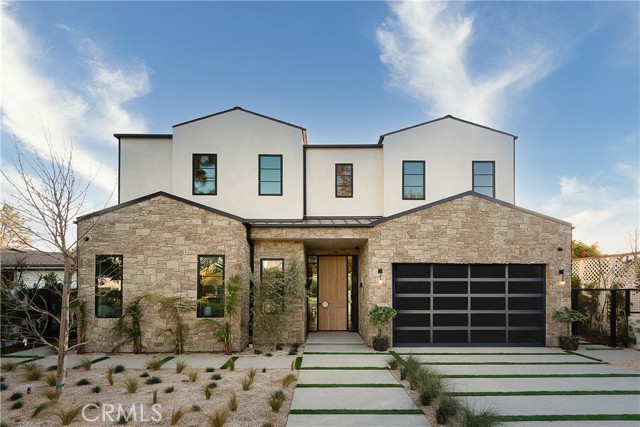 Image 2 of 51 For 11556 Blix Street
