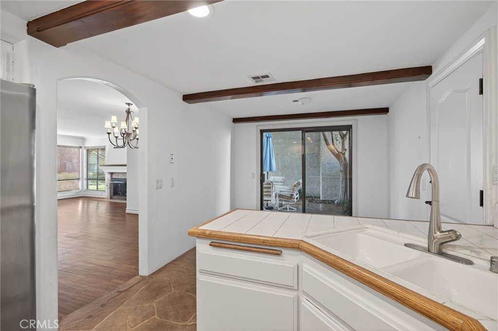 MLS #SR25219015 image #10