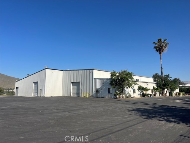 Listing Details for 2255 Via Cerro, Jurupa Valley, CA 92509