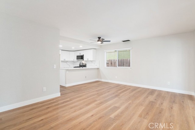 Detail Gallery Image 18 of 28 For 1132 N Chestnut Ave, Rialto,  CA 92376 - 3 Beds | 2/1 Baths