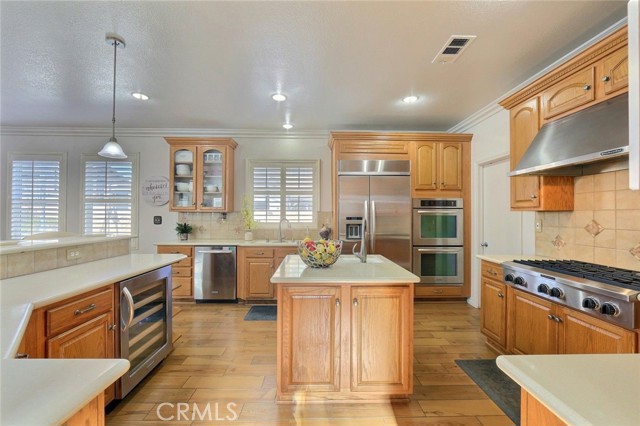 Detail Gallery Image 14 of 36 For 7603 Bristol Bay Cir, Corona,  CA 92880 - 3 Beds | 2/1 Baths