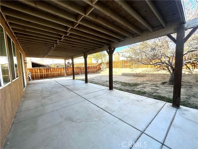 Detail Gallery Image 19 of 20 For 13168 Dixon, Victorville,  CA 92392 - 5 Beds | 3 Baths