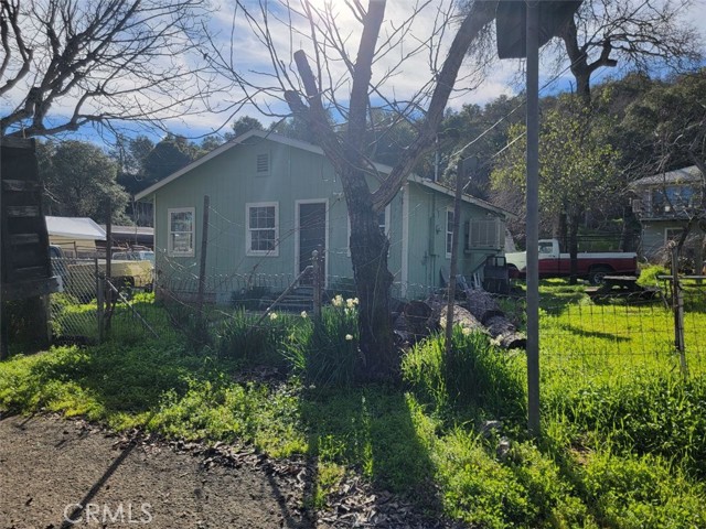 Detail Gallery Image 2 of 8 For 12395 Pine, Clearlake Oaks,  CA 95423 - 2 Beds | 1 Baths