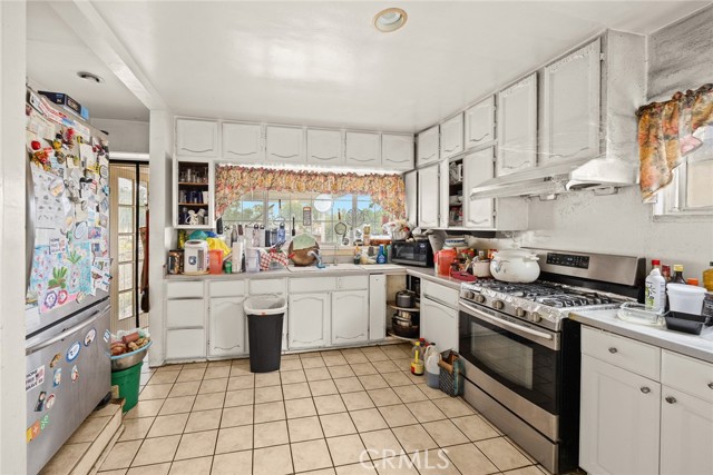 Detail Gallery Image 10 of 38 For 2222 S S Westboro Ave, Alhambra,  CA 91803 - 4 Beds | 3 Baths