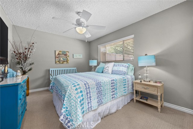 119 Pine Drive, Kernville CA: https://media.crmls.org/medias/a5317a73-688e-4ea5-9d91-c15cb70a2380.jpg