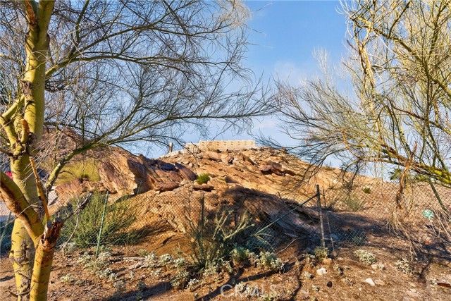 Detail Gallery Image 15 of 60 For 1 Ridge Road, Palm Springs,  CA 92264 - – Beds | – Baths