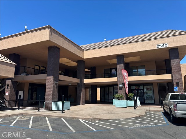 2540 Esplanade, Chico CA: https://media.crmls.org/medias/a5336250-ab44-4725-b0b8-e29d3ea44573.jpg