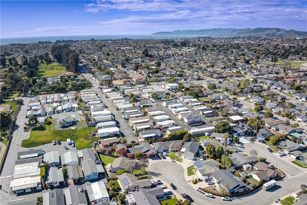 https://media.crmls.org/medias/a5340fe8-8eba-4087-b8a8-6711dd319c53.jpg?preset=X-Large