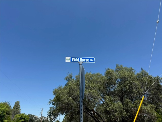 1 Wild Horse Way, Coarsegold CA: https://media.crmls.org/medias/a5348ad9-2f3d-46c7-b9db-f2ee5a9214e3.jpg