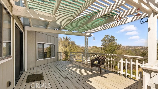 42480 Ranger Circle Way, Coarsegold CA: https://media.crmls.org/medias/a534c05c-9023-4305-a770-ee39abeceaca.jpg