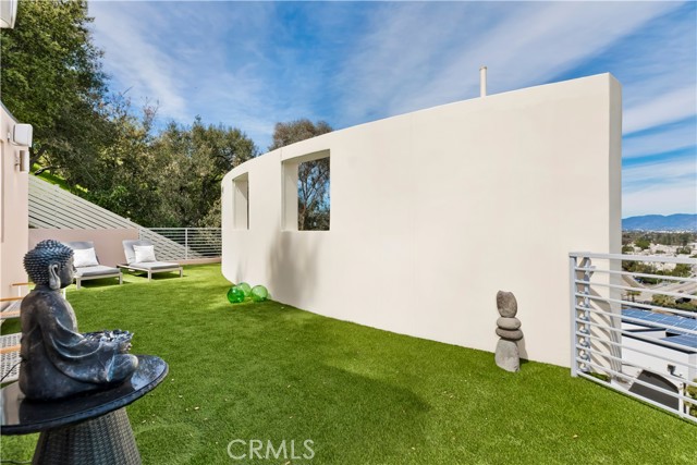 Detail Gallery Image 36 of 43 For 11698 Picturesque, Studio City,  CA 91604 - 3 Beds | 2/1 Baths