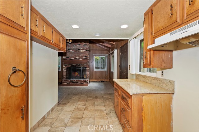 Detail Gallery Image 13 of 37 For 152 Weisshorn Dr, Crestline,  CA 92325 - 3 Beds | 2 Baths