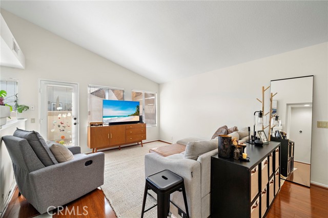 Detail Gallery Image 4 of 25 For 26469 Portola, Mission Viejo,  CA 92692 - 2 Beds | 2 Baths