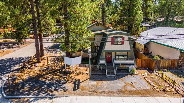 Detail Gallery Image 5 of 43 For 40143 Big Bear Bld, Big Bear Lake,  CA 92315 - 2 Beds | 1/2 Baths