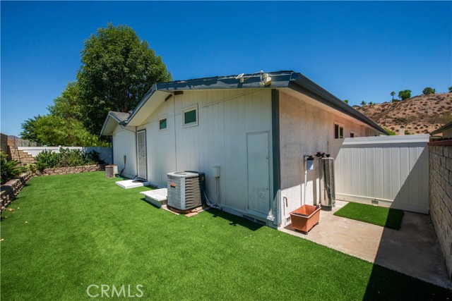 Detail Gallery Image 40 of 53 For 32031 Emerald Lane, Castaic,  CA 91384 - 4 Beds | 3 Baths