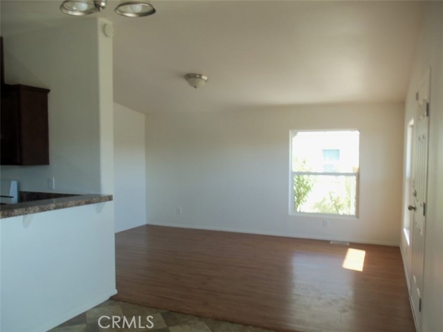 Detail Gallery Image 7 of 27 For 1600 S San Jacinto Ave #97,  San Jacinto,  CA 92583 - 3 Beds | 2 Baths