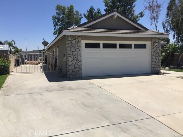 Image 3 for 5481 Tenderfoot Dr, Fontana, CA 92336