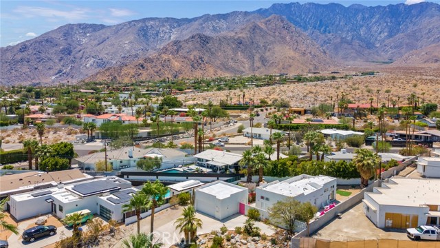 Detail Gallery Image 21 of 26 For 2723 N Junipero, Palm Springs,  CA 92262 - 3 Beds | 2 Baths
